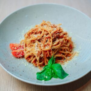 Спагетти с соусом Болоньез